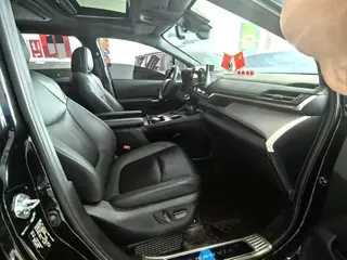 Toyota Granvia 2023 Intelligent electric hybrid double engine 2.5L Flagship VIP interior photo 9 Toyota Granvia 2023 Intelligent electric hybrid double engine 2.5L Flagship VIP interior photo 9