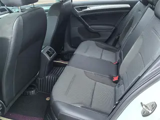 Volkswagen Golf 2018 1.6L Automatic Comfort Type interior photo 8 Volkswagen Golf 2018 1.6L Automatic Comfort Type interior photo 8