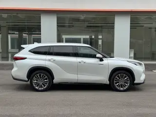 Toyota Highlander 2022 Dual Power 2.5L Four-wheel drive Premium Edition 7 seat exterior photo 5 Toyota Highlander 2022 Dual Power 2.5L Four-wheel drive Premium Edition 7 seat exterior photo 5