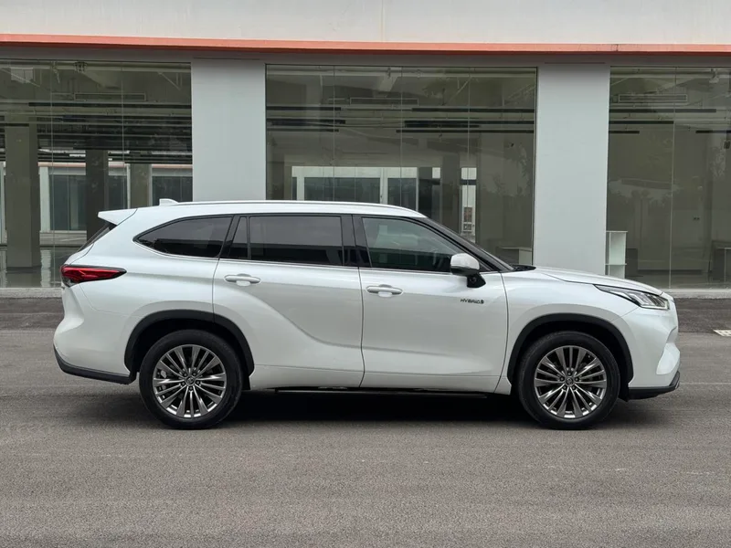 Toyota Highlander 2022 Dual Power 2.5L Four-wheel drive Premium Edition 7 seat exterior photo 5 Toyota Highlander 2022 Dual Power 2.5L Four-wheel drive Premium Edition 7 seat exterior photo 5