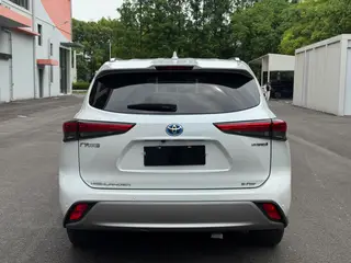 Toyota Highlander 2022 Dual Power 2.5L Four-wheel drive Premium Edition 7 seat exterior photo 8 Toyota Highlander 2022 Dual Power 2.5L Four-wheel drive Premium Edition 7 seat exterior photo 8