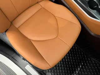 Toyota Highlander 2022 Dual Power 2.5L Four-wheel drive Premium Edition 7 seat interior photo 14 Toyota Highlander 2022 Dual Power 2.5L Four-wheel drive Premium Edition 7 seat interior photo 14