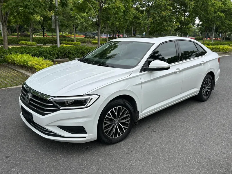 Volkswagen Sagitar 2019 200TSI DSG Comfortable Country VI exterior photo 1 Volkswagen Sagitar 2019 200TSI DSG Comfortable Country VI exterior photo 1