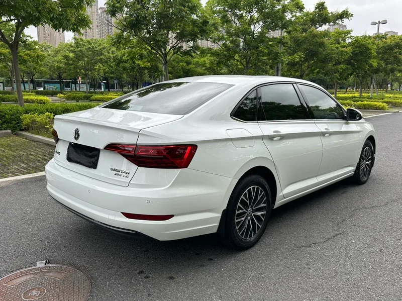 Volkswagen Sagitar 2019 200TSI DSG Comfortable Country VI interior photo 12 Volkswagen Sagitar 2019 200TSI DSG Comfortable Country VI interior photo 12