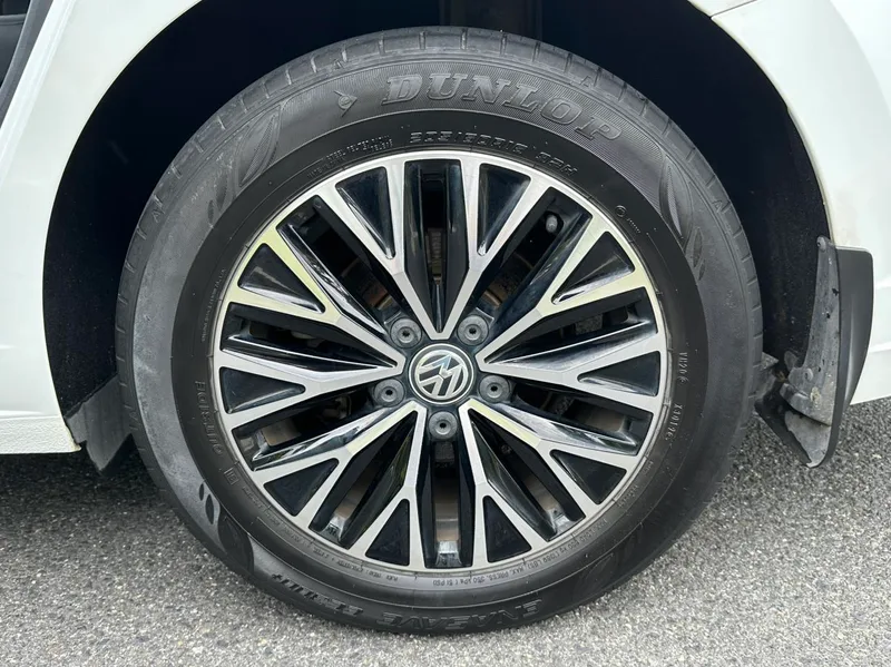 Volkswagen Sagitar 2019 200TSI DSG Comfortable Country VI interior photo 15 Volkswagen Sagitar 2019 200TSI DSG Comfortable Country VI interior photo 15