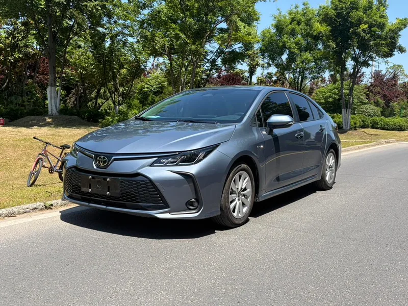 Toyota Corolla 2024 Intelligent electric hybrid double engine 1.8L E-CVT Elite Edition exterior photo 1 Toyota Corolla 2024 Intelligent electric hybrid double engine 1.8L E-CVT Elite Edition exterior photo 1