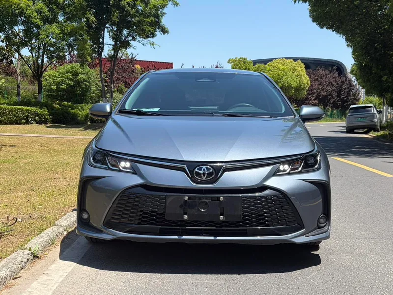Toyota Corolla 2024 Intelligent electric hybrid double engine 1.8L E-CVT Elite Edition exterior photo 2 Toyota Corolla 2024 Intelligent electric hybrid double engine 1.8L E-CVT Elite Edition exterior photo 2