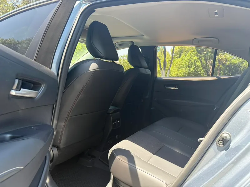 Toyota Corolla 2024 Intelligent electric hybrid double engine 1.8L E-CVT Elite Edition interior photo 10 Toyota Corolla 2024 Intelligent electric hybrid double engine 1.8L E-CVT Elite Edition interior photo 10