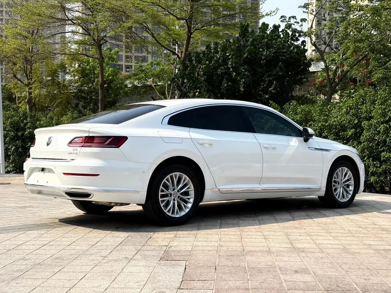 Volkswagen CC 2020 330TSI Charm Yan Edition Country VI exterior photo 5 Volkswagen CC 2020 330TSI Charm Yan Edition Country VI exterior photo 5