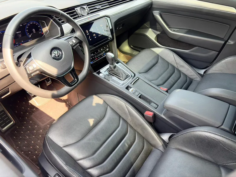 Volkswagen CC 2020 330TSI Charm Yan Edition Country VI interior photo 9 Volkswagen CC 2020 330TSI Charm Yan Edition Country VI interior photo 9