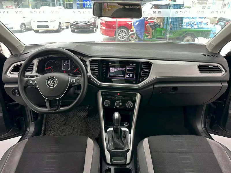 Volkswagen T-Cross 2020 280TSI DSG Two-wheel drive aggressive type exterior photo 5