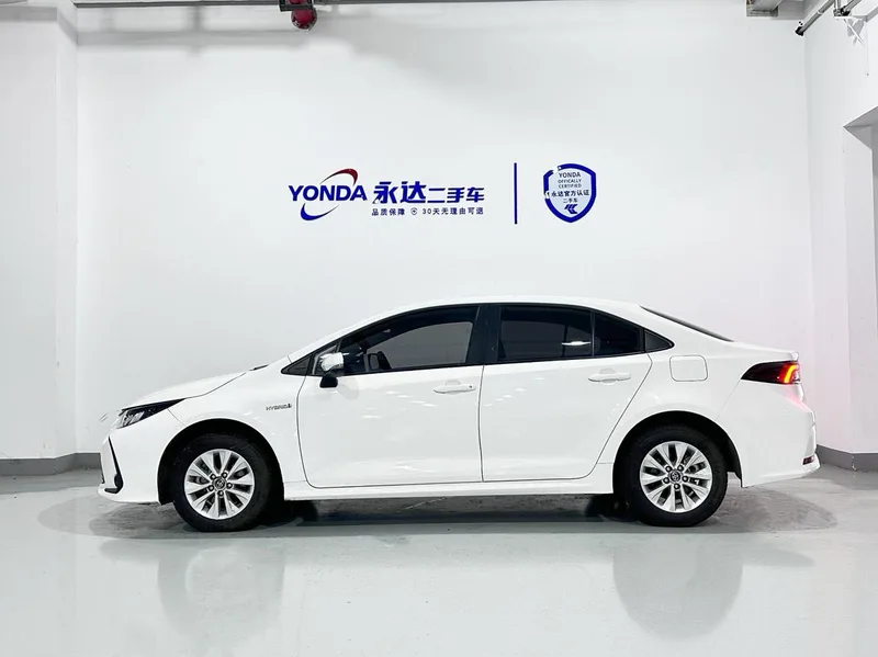 Toyota Corolla 2021 Dual Power 1.8L E-CVT Pioneer Edition exterior photo 2 Toyota Corolla 2021 Dual Power 1.8L E-CVT Pioneer Edition exterior photo 2