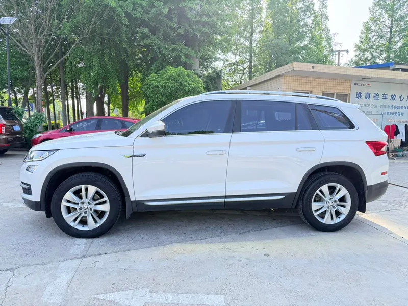 Skoda Kodiaq 2017 TSI330 7 Version de luxe à deux roues motrices extérieur photo 5 Skoda Kodiaq 2017 TSI330 7 Version de luxe à deux roues motrices extérieur photo 5