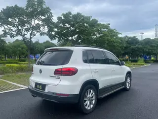 Volkswagen Tiguan 2015 2.0TSI Automatic four-wheel drive comfortable vision version exterior photo 7 Volkswagen Tiguan 2015 2.0TSI Automatic four-wheel drive comfortable vision version exterior photo 7