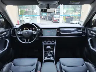 Skoda Kodiaq 2018 Restyling TSI330 5 Seat Two-Drive Luxury Premium Edition interior photo 13 Skoda Kodiaq 2018 Restyling TSI330 5 Seat Two-Drive Luxury Premium Edition interior photo 13