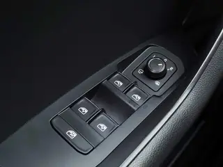 Skoda Kodiaq 2018 Restyling TSI330 5 Seat Two-Drive Luxury Premium Edition interior photo 16 Skoda Kodiaq 2018 Restyling TSI330 5 Seat Two-Drive Luxury Premium Edition interior photo 16