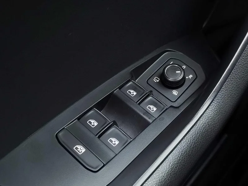 Skoda Kodiaq 2018 Restyling TSI330 5 Seat Two-Drive Luxury Premium Edition interior photo 16 Skoda Kodiaq 2018 Restyling TSI330 5 Seat Two-Drive Luxury Premium Edition interior photo 16