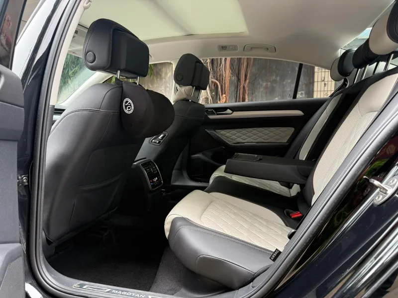 Volkswagen Magotan 2023 200 Ten thousand commemorative edition 330TSI DSG Luxury type exterior photo 6 Volkswagen Magotan 2023 200 Ten thousand commemorative edition 330TSI DSG Luxury type exterior photo 6