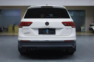 Volkswagen Tiguan L 2021 330TSI Automatic two-wheel drive comfortable version interior photo 9