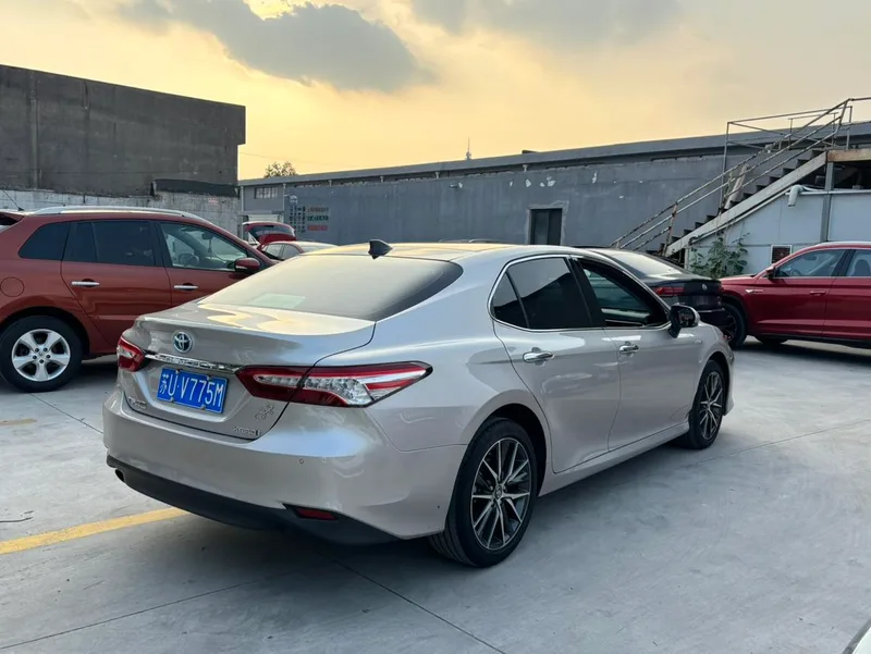 Toyota Camry 2021 Dual Power 2.5HG Luxury Edition interior photo 16 Toyota Camry 2021 Dual Power 2.5HG Luxury Edition interior photo 16