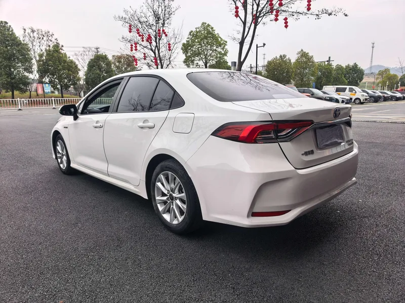 Toyota Corolla 2023 Intelligent electric hybrid double engine 1.8L E-CVT Elite Edition exterior photo 9