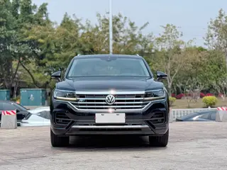 Volkswagen Touareg 2019 3.0TSI Ruifeng Edition Country VI exterior photo 2 Volkswagen Touareg 2019 3.0TSI Ruifeng Edition Country VI exterior photo 2
