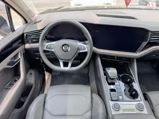 Volkswagen Touareg 2019 3.0TSI Ruifeng Edition Country VI interior photo 9 Volkswagen Touareg 2019 3.0TSI Ruifeng Edition Country VI interior photo 9