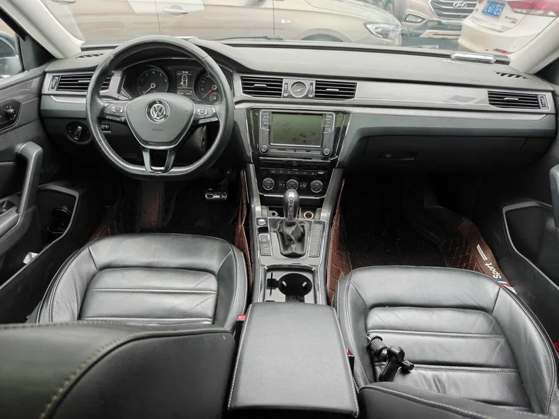 Volkswagen Passat 2017 330TSI DSG Honor Edition interior photo 10 Volkswagen Passat 2017 330TSI DSG Honor Edition interior photo 10