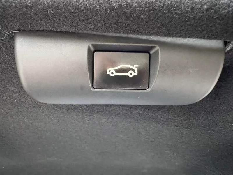 Toyota Avalon 2019 Dual Power 2.5L Luxury Edition China V interior photo 14 Toyota Avalon 2019 Dual Power 2.5L Luxury Edition China V interior photo 14