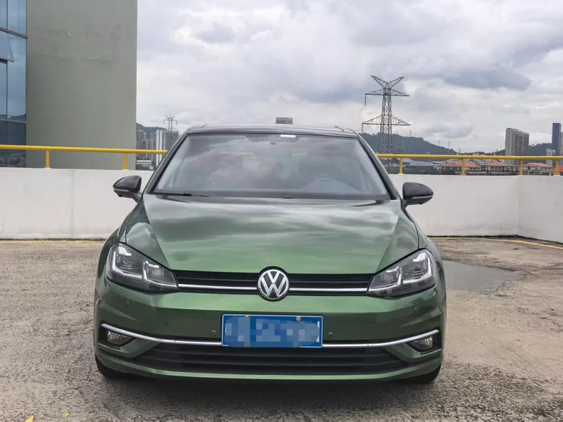 Volkswagen Golf 2018 230TSI Automatic Comfort Type exterior photo 2 Volkswagen Golf 2018 230TSI Automatic Comfort Type exterior photo 2