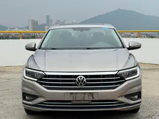 Volkswagen Sagitar 2019 280TSI DSG Comfortable Country VI exterior photo 2 Volkswagen Sagitar 2019 280TSI DSG Comfortable Country VI exterior photo 2
