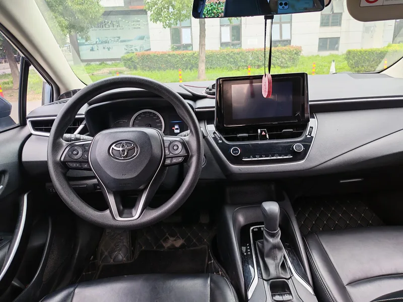 Toyota Corolla 2022 Dual Power 1.8L E-CVT Pioneer Edition interior photo 10 Toyota Corolla 2022 Dual Power 1.8L E-CVT Pioneer Edition interior photo 10