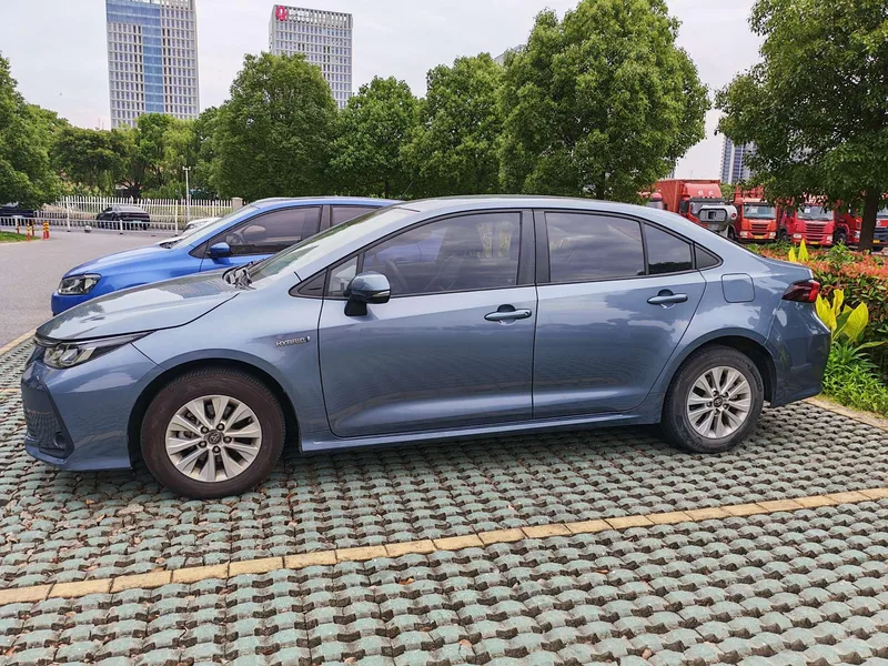 Toyota Corolla 2022 Dual Power 1.8L E-CVT Pioneer Edition interior photo 16 Toyota Corolla 2022 Dual Power 1.8L E-CVT Pioneer Edition interior photo 16