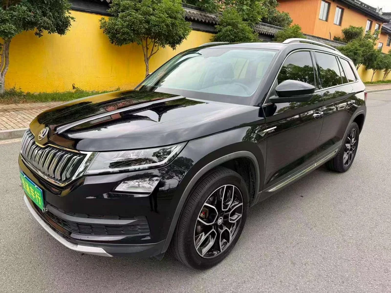 Skoda Kodiaq 2019 Restyling TSI330 7 Seat Two-Drive Luxury Premium Edition Country VI exterior photo 1 Skoda Kodiaq 2019 Restyling TSI330 7 Seat Two-Drive Luxury Premium Edition Country VI exterior photo 1
