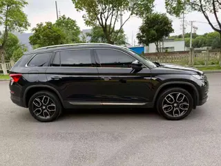 Skoda Kodiaq 2019 Restyling TSI330 7 Seat Two-Drive Luxury Premium Edition Country VI exterior photo 4 Skoda Kodiaq 2019 Restyling TSI330 7 Seat Two-Drive Luxury Premium Edition Country VI exterior photo 4