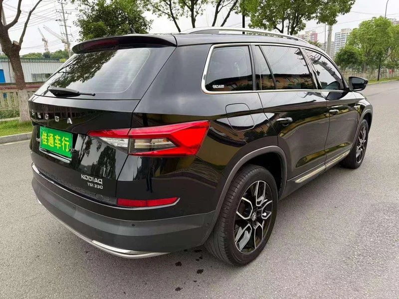 Skoda Kodiaq 2019 Restyling TSI330 7 Seat Two-Drive Luxury Premium Edition Country VI exterior photo 5 Skoda Kodiaq 2019 Restyling TSI330 7 Seat Two-Drive Luxury Premium Edition Country VI exterior photo 5