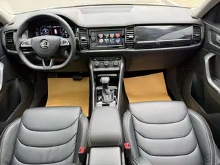 Skoda Kodiaq 2019 Restyling TSI330 7 Seat Two-Drive Luxury Premium Edition Country VI interior photo 11 Skoda Kodiaq 2019 Restyling TSI330 7 Seat Two-Drive Luxury Premium Edition Country VI interior photo 11