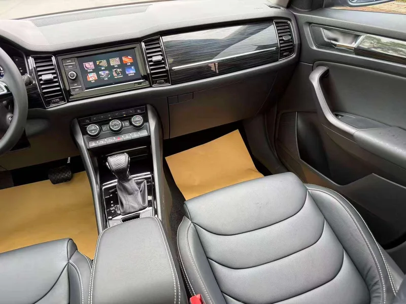 Skoda Kodiaq 2019 Restyling TSI330 7 Seat Two-Drive Luxury Premium Edition Country VI interior photo 13 Skoda Kodiaq 2019 Restyling TSI330 7 Seat Two-Drive Luxury Premium Edition Country VI interior photo 13