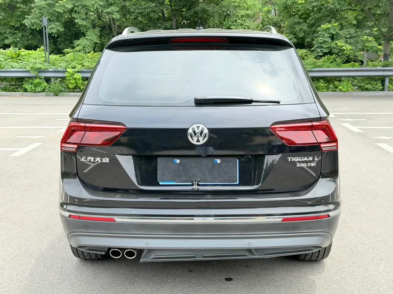 Volkswagen Tiguan L 2018 330TSI Automatic Two-Drive Ultimate exterior photo 5