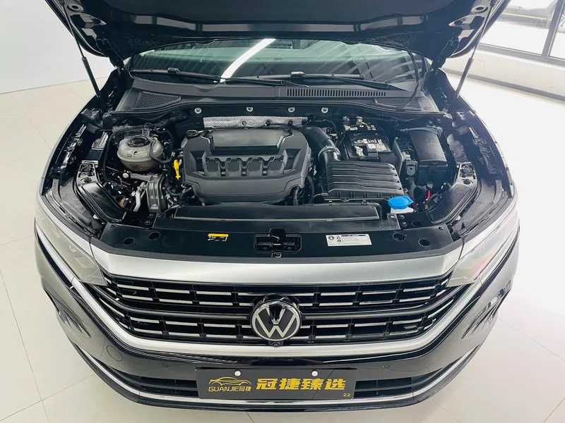 Volkswagen Passat 2025 outstanding 380TSI Long Yao Edition exterior photo 2