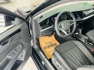 Volkswagen Passat 2025 outstanding 380TSI Long Yao Edition exterior photo 5