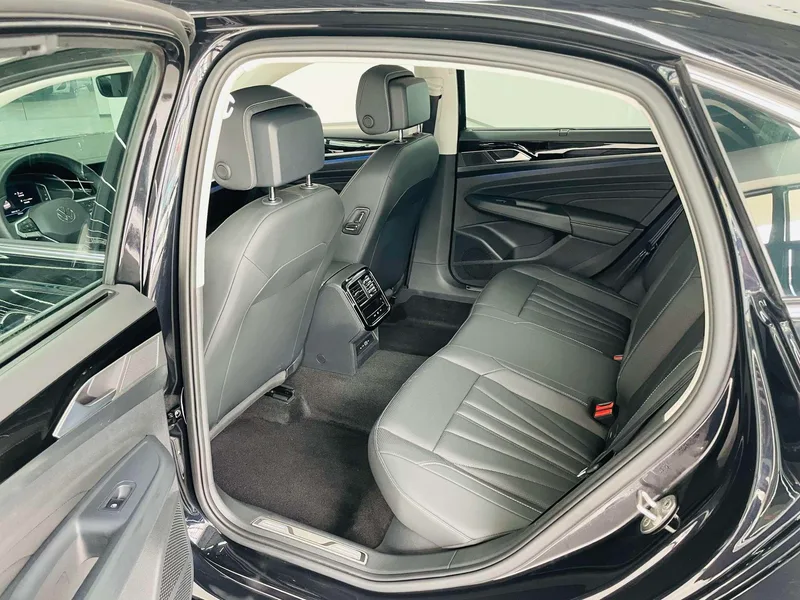 Volkswagen Passat 2025 outstanding 380TSI Long Yao Edition exterior photo 9