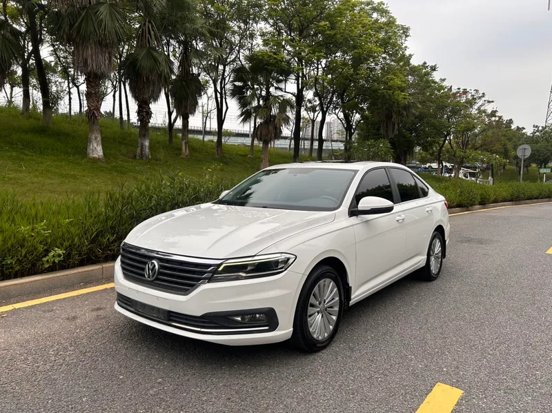 Volkswagen Lavida 2019 280TSI DSG Comfort Edition Country VI exterior photo 1 Volkswagen Lavida 2019 280TSI DSG Comfort Edition Country VI exterior photo 1