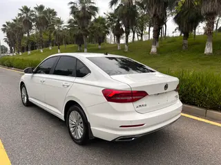 Volkswagen Lavida 2019 280TSI DSG Comfort Edition Country VI exterior photo 4 Volkswagen Lavida 2019 280TSI DSG Comfort Edition Country VI exterior photo 4