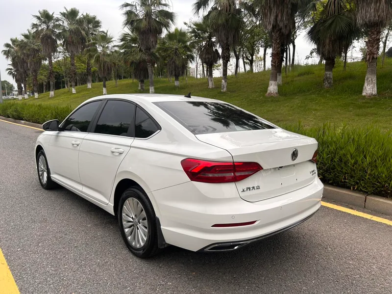 Volkswagen Lavida 2019 280TSI DSG Comfort Edition Country VI exterior photo 4 Volkswagen Lavida 2019 280TSI DSG Comfort Edition Country VI exterior photo 4
