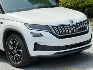Skoda Kodiaq GT 2021 TSI330 Двухприводная люксовая версия экстерьер фото 4 Skoda Kodiaq GT 2021 TSI330 Двухприводная люксовая версия экстерьер фото 4