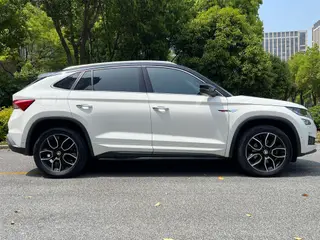 Skoda Kodiaq GT 2021 TSI330 Двухприводная люксовая версия экстерьер фото 5 Skoda Kodiaq GT 2021 TSI330 Двухприводная люксовая версия экстерьер фото 5