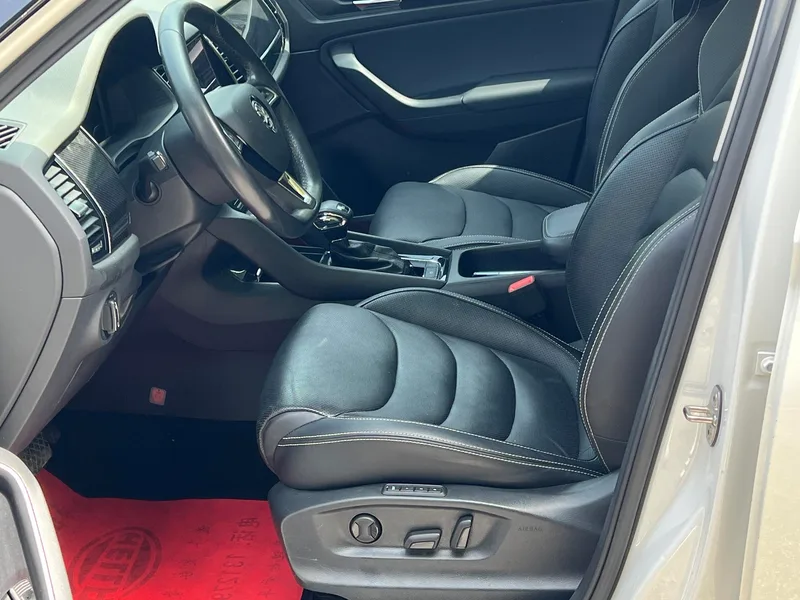 Skoda Kodiaq GT 2021 TSI330 Двухприводная люксовая версия экстерьер фото 7 Skoda Kodiaq GT 2021 TSI330 Двухприводная люксовая версия экстерьер фото 7