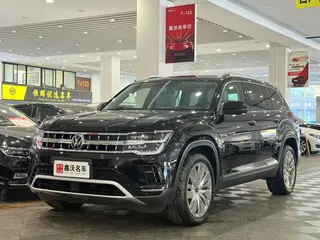 Volkswagen Teramont 2024 380TSI Version phare de respect à quatre roues motrices