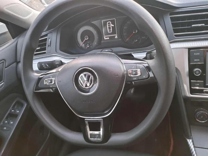 Volkswagen Lamando 2019 230TSI DSG Fashion Edition China V interior photo 10 Volkswagen Lamando 2019 230TSI DSG Fashion Edition China V interior photo 10